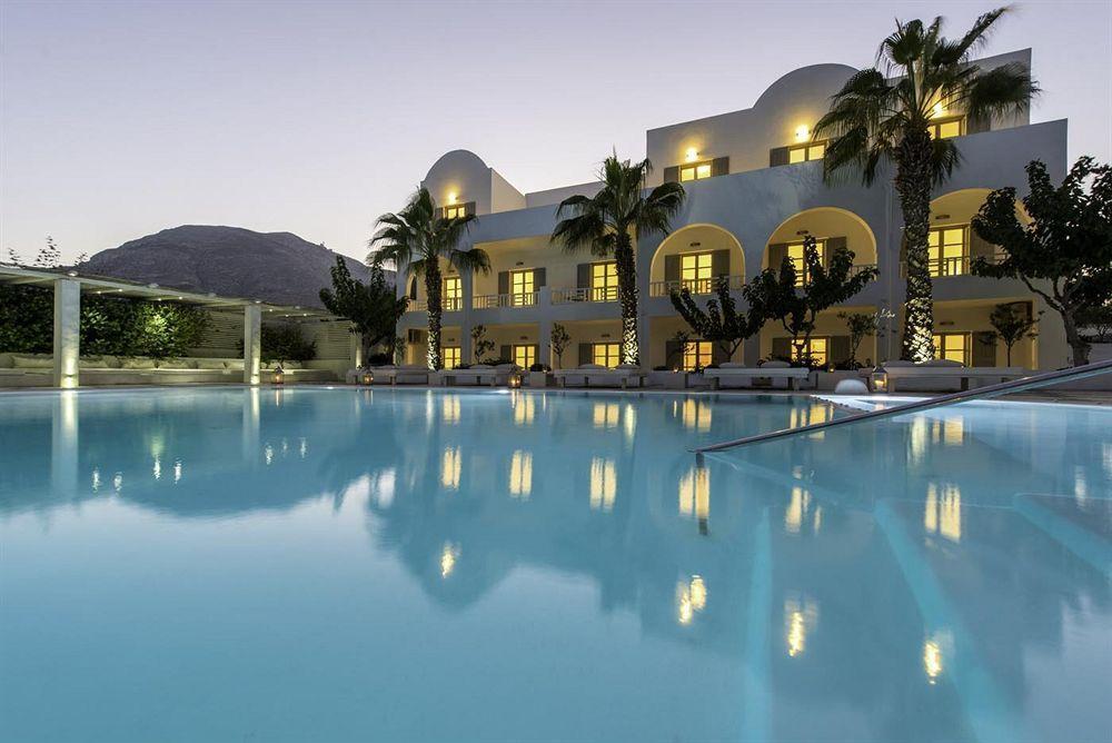 Hotel 28 Камари Экстерьер фото